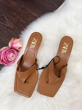 NWT Zara camel shoes